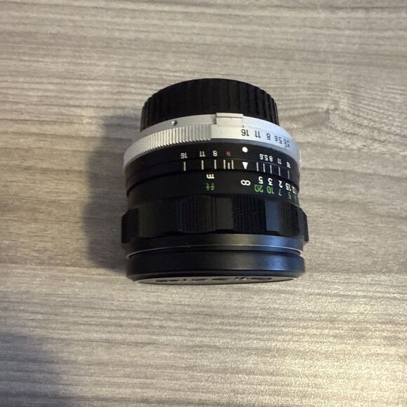 Minolta MC W.Rokkor-SG 28mm f/3.5 Wide Angle Lens Japan Vintage Manual Focus - Picture 3 of 8